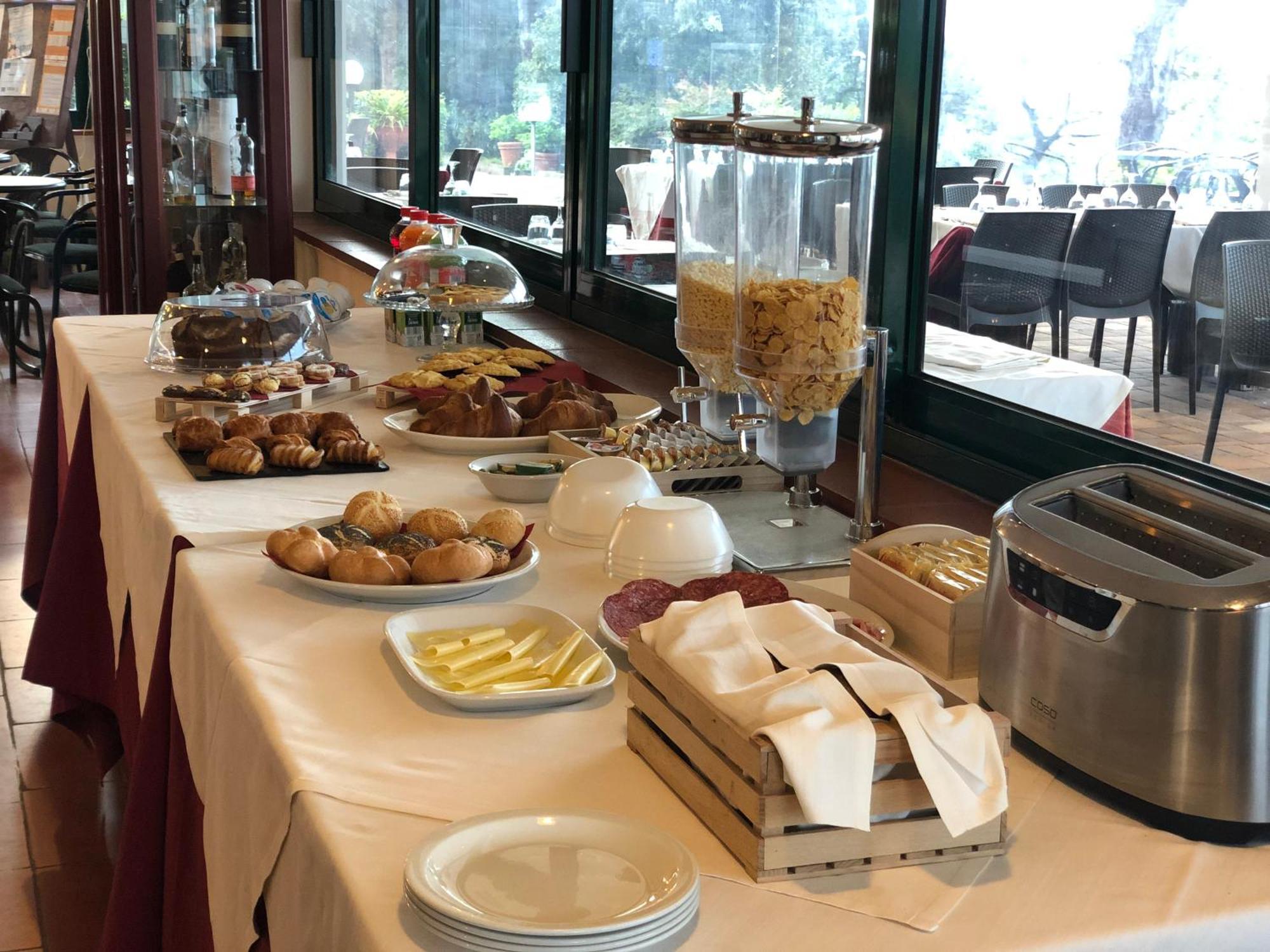 Casablanca Hotel Civitanova Marche Esterno foto