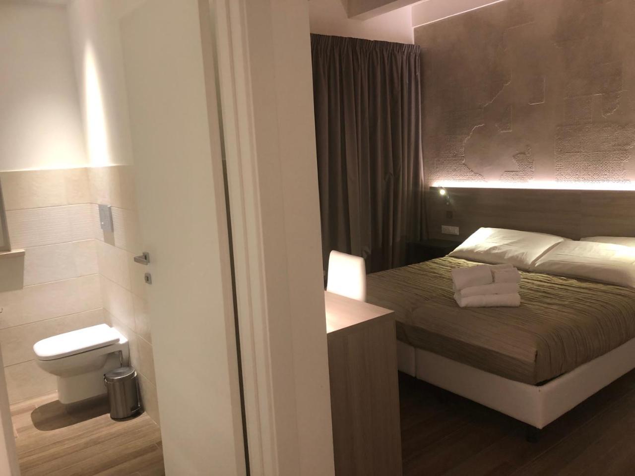 Casablanca Hotel Civitanova Marche Esterno foto
