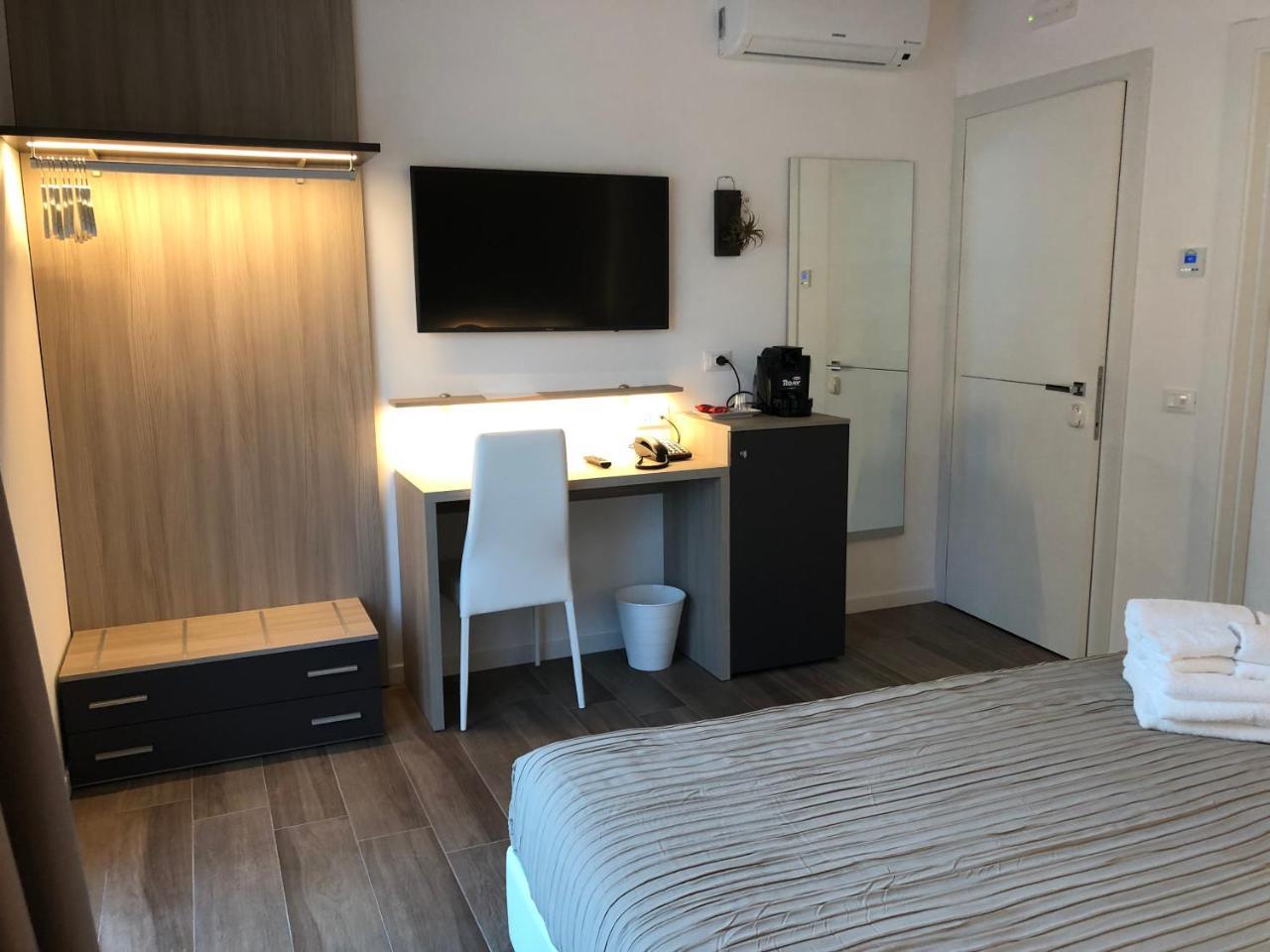 Casablanca Hotel Civitanova Marche Esterno foto