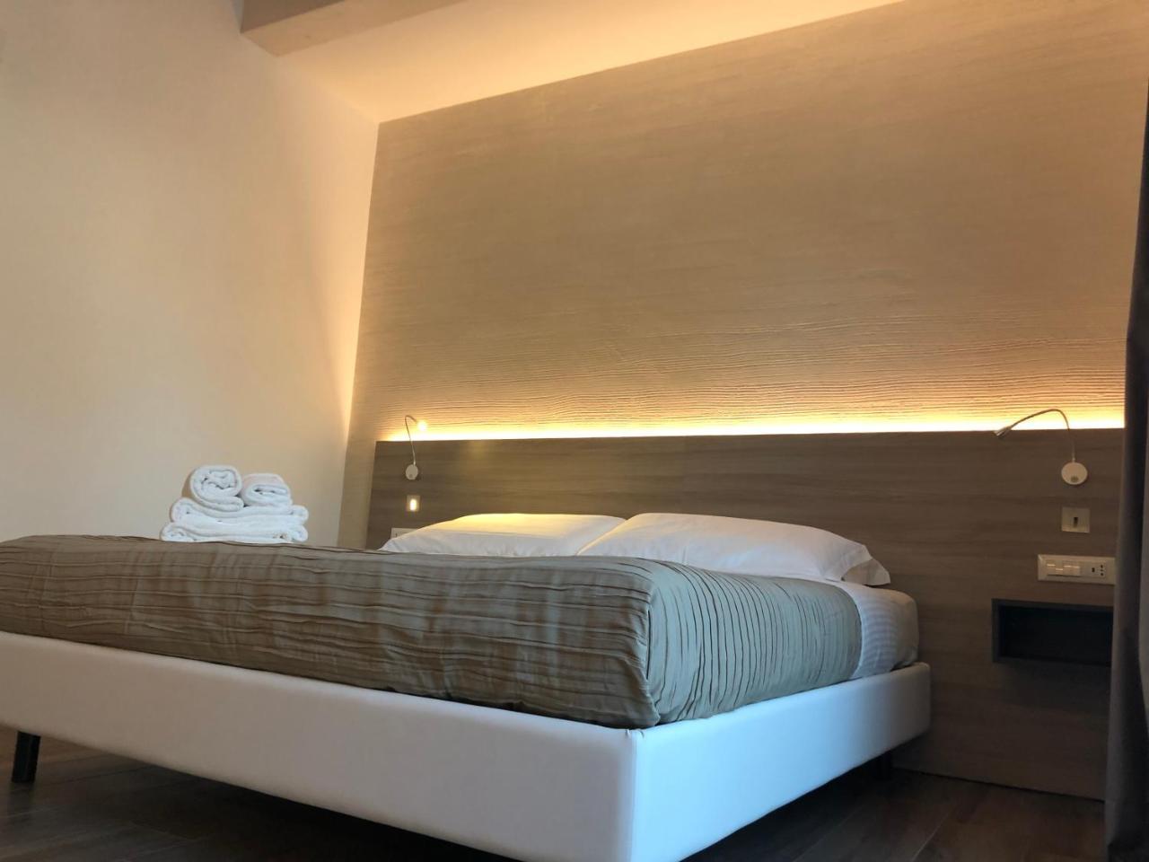 Casablanca Hotel Civitanova Marche Esterno foto