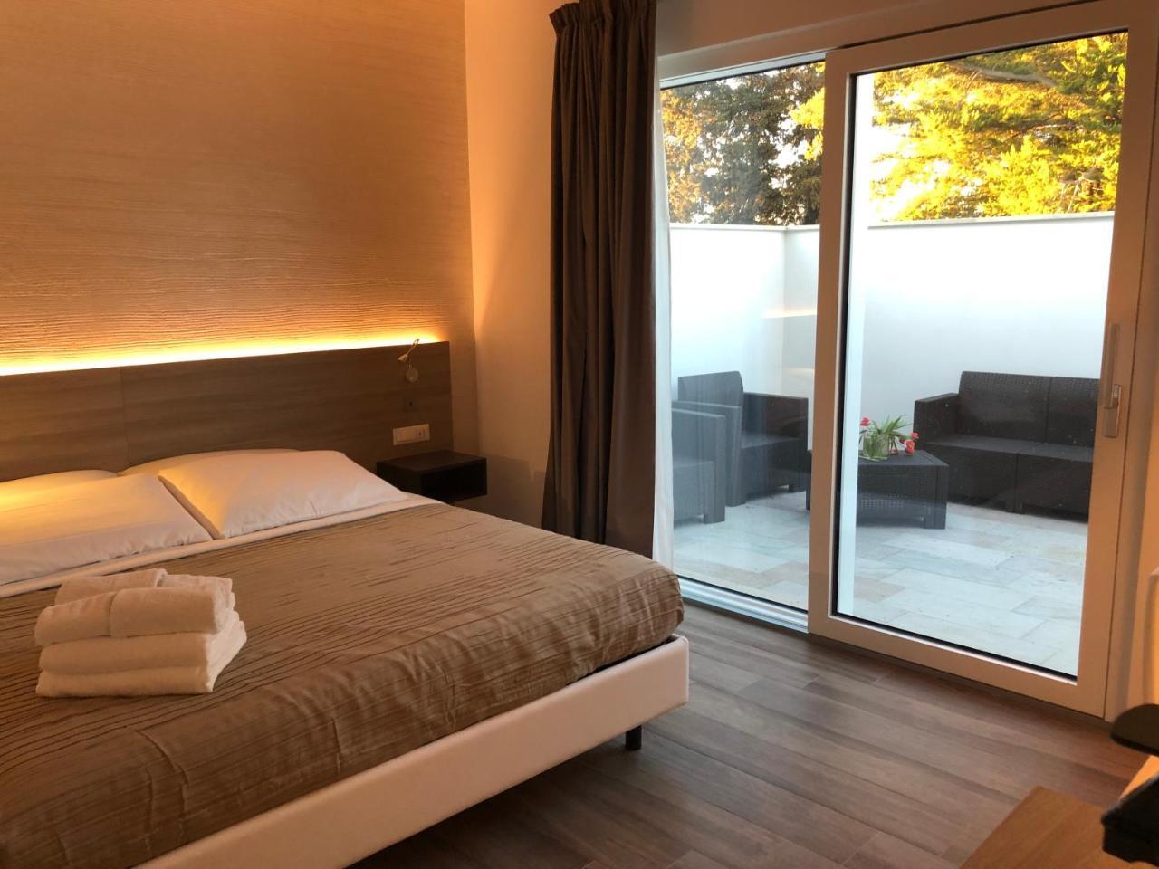 Casablanca Hotel Civitanova Marche Esterno foto