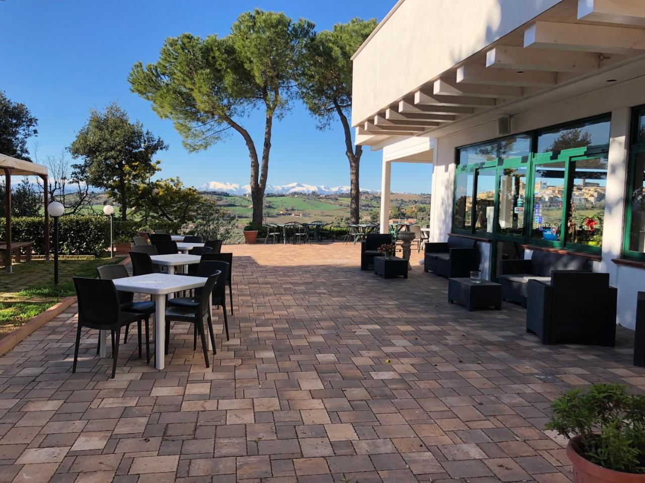 Casablanca Hotel Civitanova Marche Esterno foto